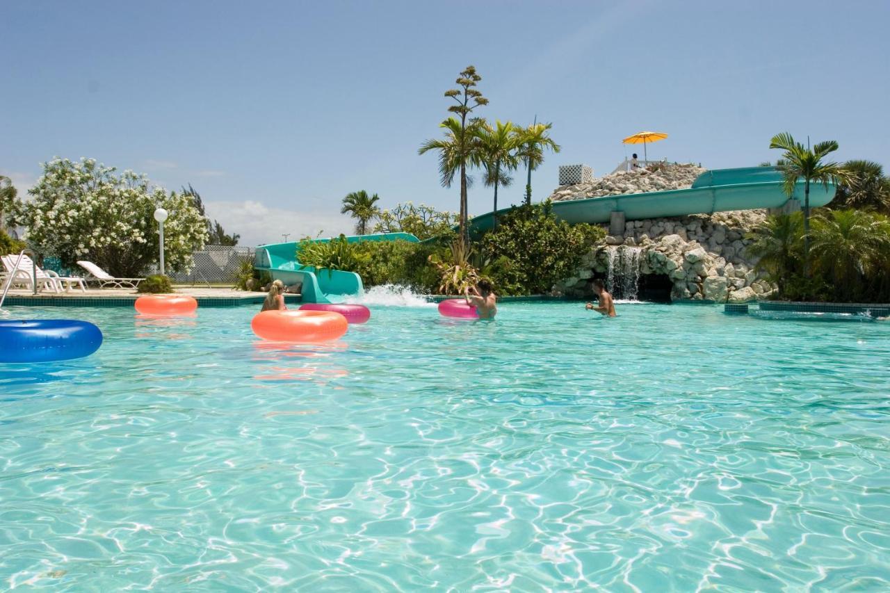 The Marlin At Taino Beach Resort Freeport Exteriör bild